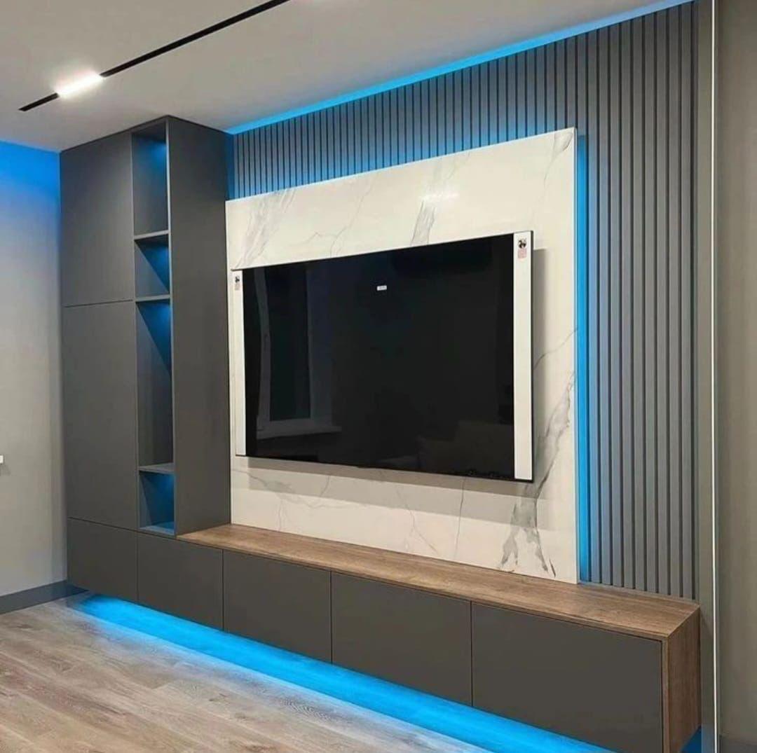 Slatted media wall with linear electric fire